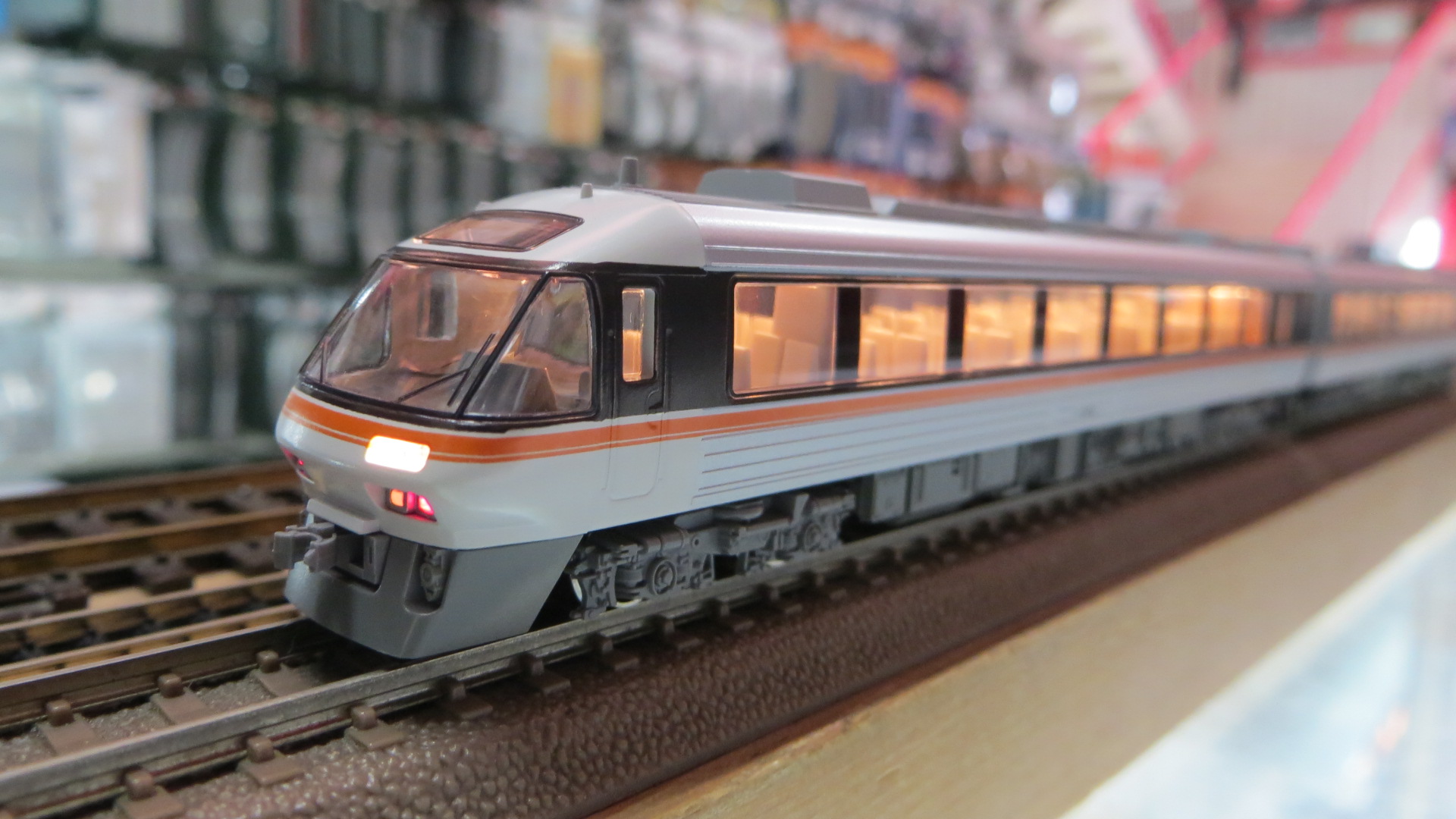 KATO 10-401、402 キハ85系-